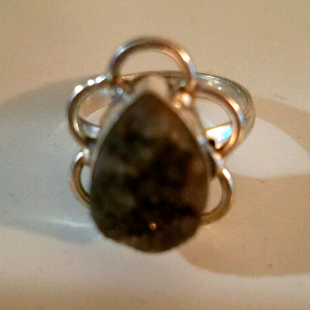 Silver flower ring